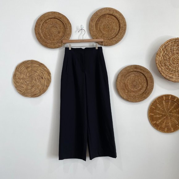 Zara Pants - NEW Zara Neutral Black Minimalist High Rise Cropped Straight Leg Pants XS